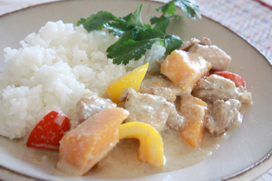 マンゴーチキンのタイカレー