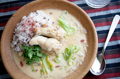 手羽元のタイ風ココナッツカレー